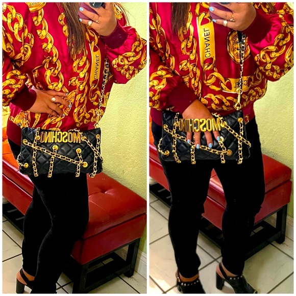 👑✅PRICE FIRM✅NO OFFERS SUPER SALE!! 👑AUTHENTIC Moschino Leather Clutch Bag - Picture 16 of 17